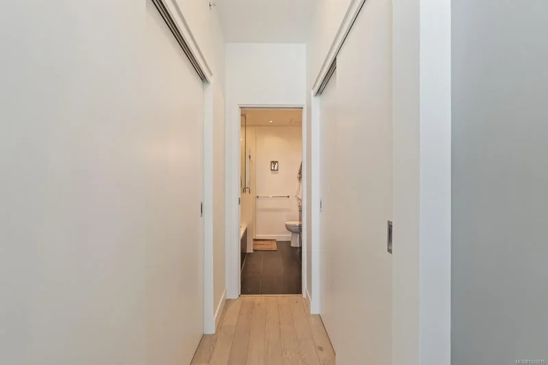 838 Broughton St 904, Victoria, British Columbia, Canada. - Photo 30