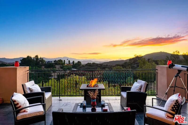 24410 Mulholland Hwy, Calabasas, CA 91302, Hidden Hills, California, United States. - Photo 1
