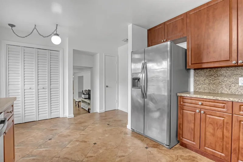 852 Palo Verde Court, Haverhill, FL 33415, West Palm Beach, Florida, United States. - Photo 19
