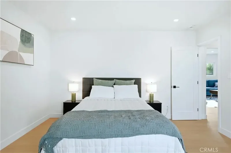 5104 8th Avenue, Los Angeles, California, United States. - Photo 35