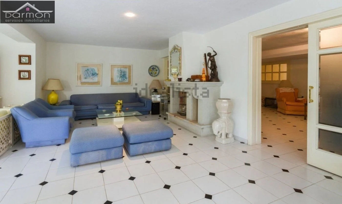 Gallery photo 11