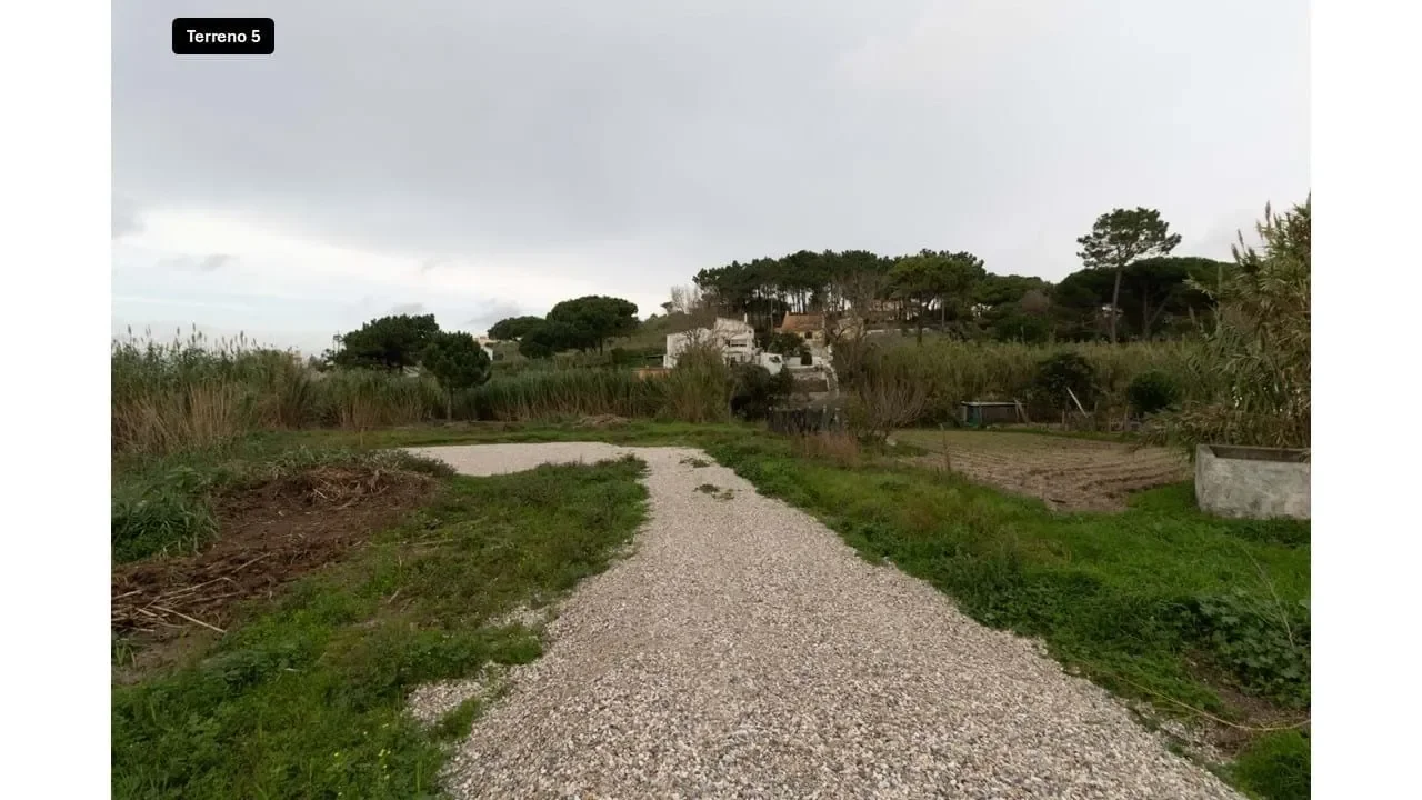 Praia das Maçãs, Lisboa, Colares, Lisbon, Portugal. - Photo 12