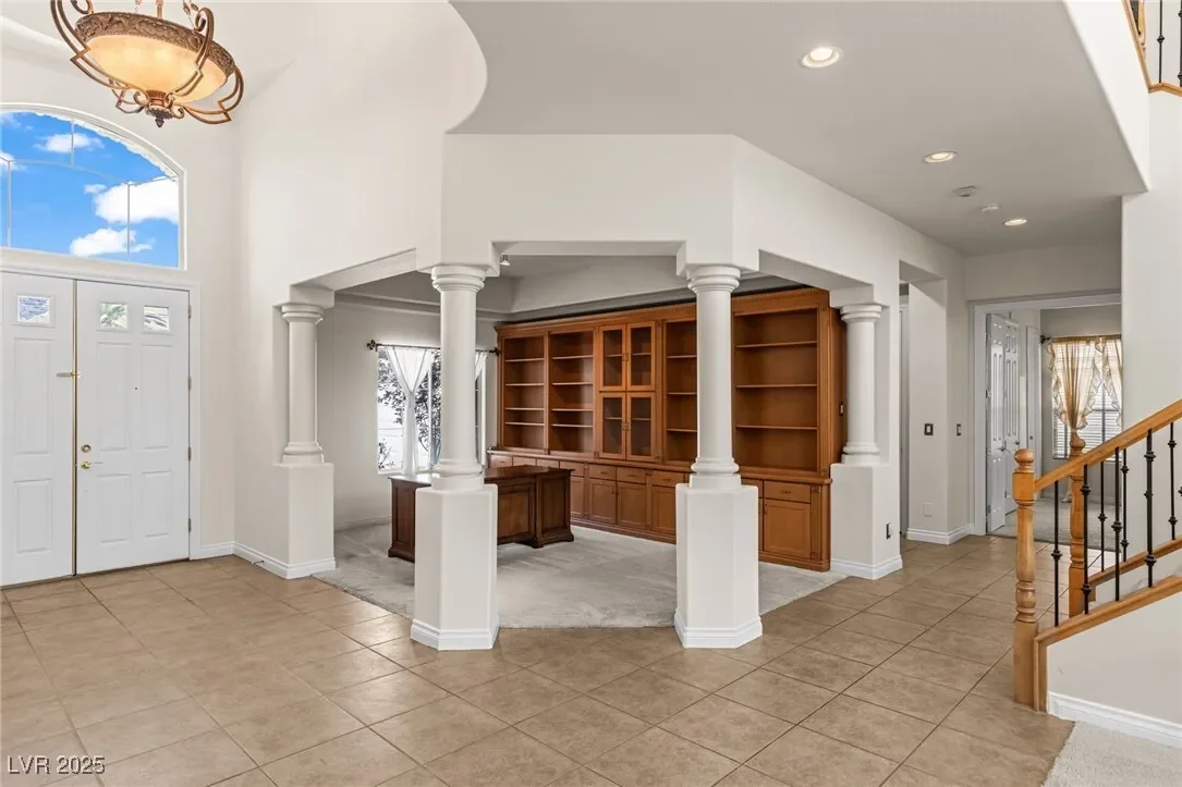 8095 Dark Hollow Place, Las Vegas, Nevada, United States. - Photo 15