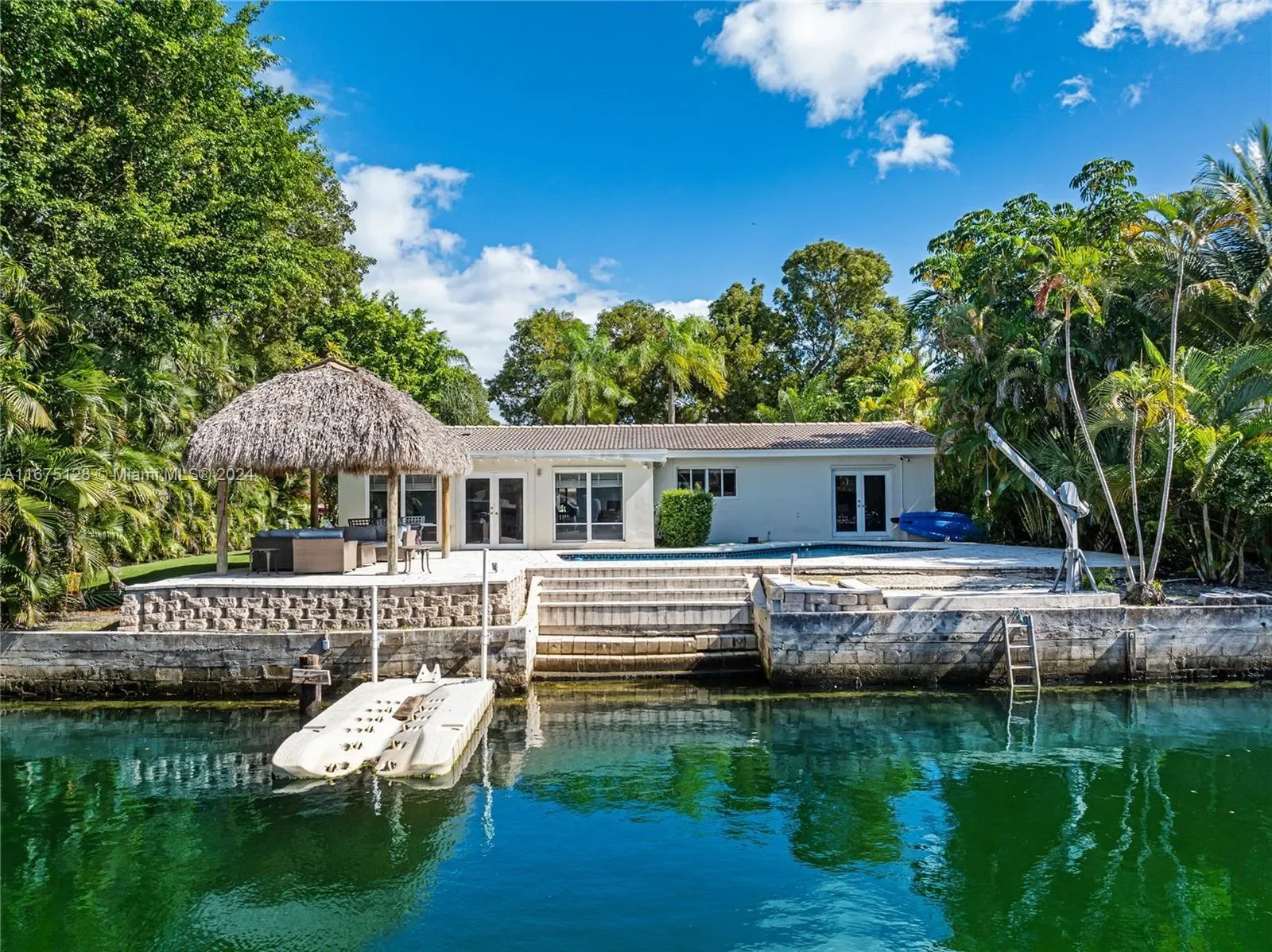 13240 Coronado Ln, North Miami Beach, Florida, United States. - Photo 11