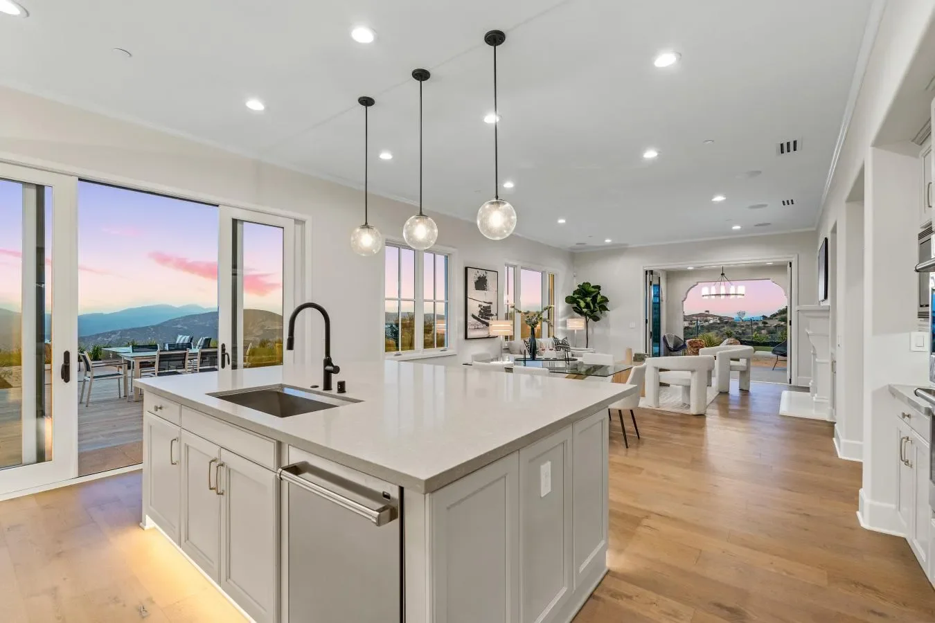 18238 Avenida Apice, Rancho Santa Fe, California, United States. - Photo 13
