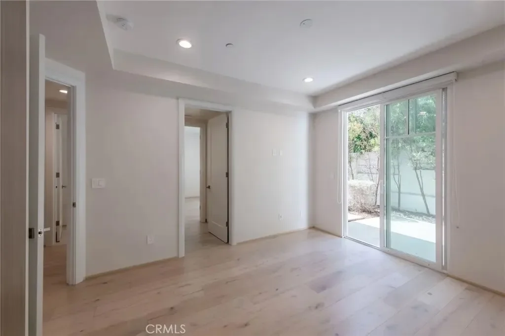223 S Irena Avenue B, Torrance, California, United States. - Photo 25