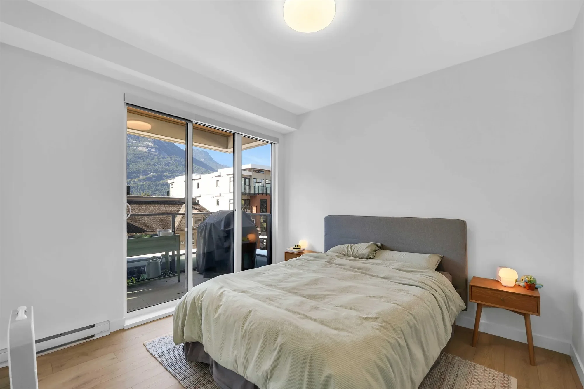 1365 Victoria Street 607, Squamish, British Columbia, Canada. - Photo 4