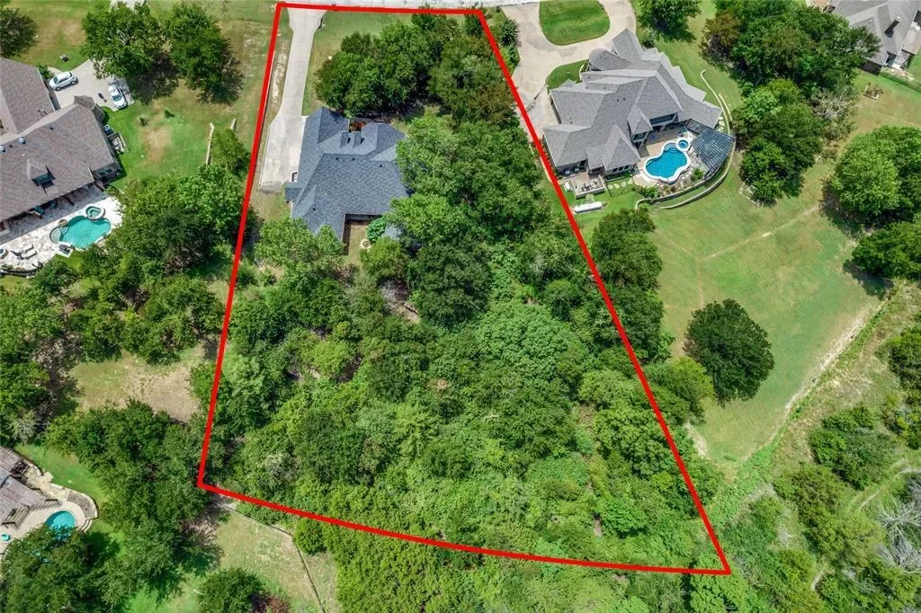 10208 Drop Tine Court, Fort Worth, Texas, United States. - Photo 33
