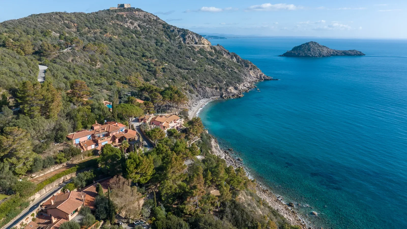 Wonderful Property With Direct Sea Access At Sbarcatello, Argentario