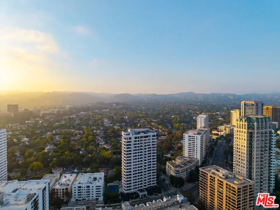 10601 Wilshire Boulevard 1603, Los Angeles, California, United States. - Photo 13
