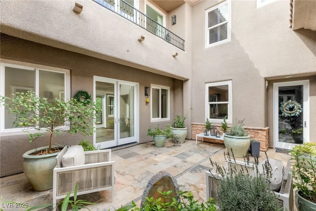 631 Coriander Canyon Court, Las Vegas, Nevada, United States. - Photo 38