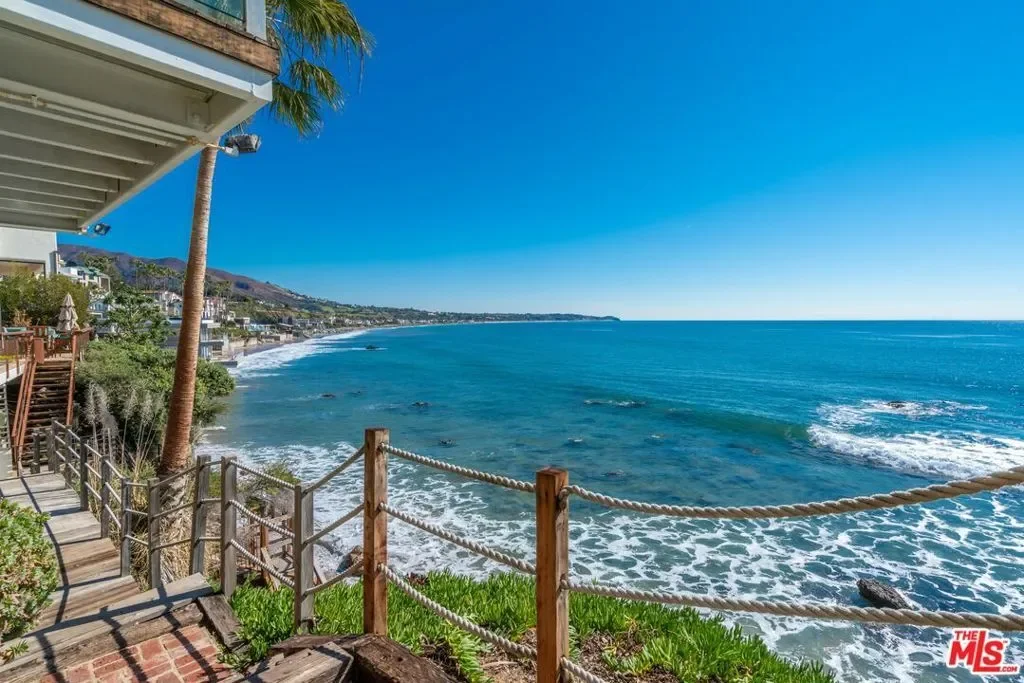 31532 Victoria Point Road, Malibu, California, United States. - Photo 13