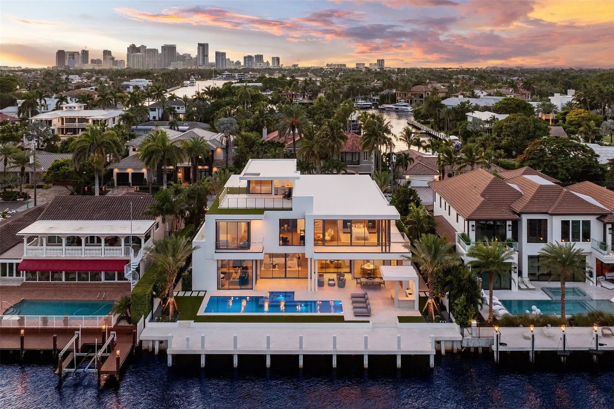 68 Isla Bahia Drive, Fort Lauderdale, Florida, United States. - Photo 2
