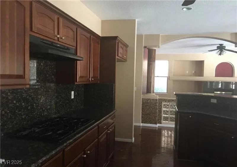 Gallery photo 7