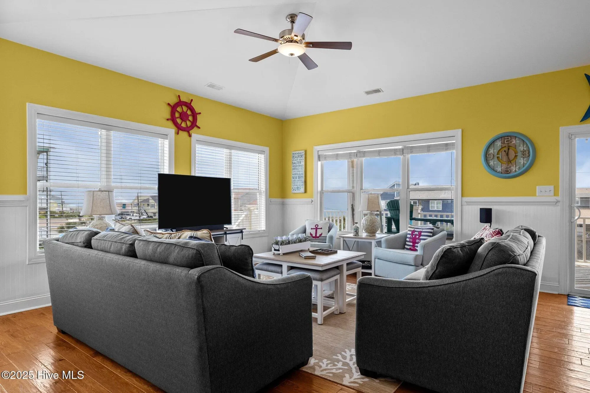 2414 Ocean Drive, Emerald Isle, North Carolina, United States. - Photo 15