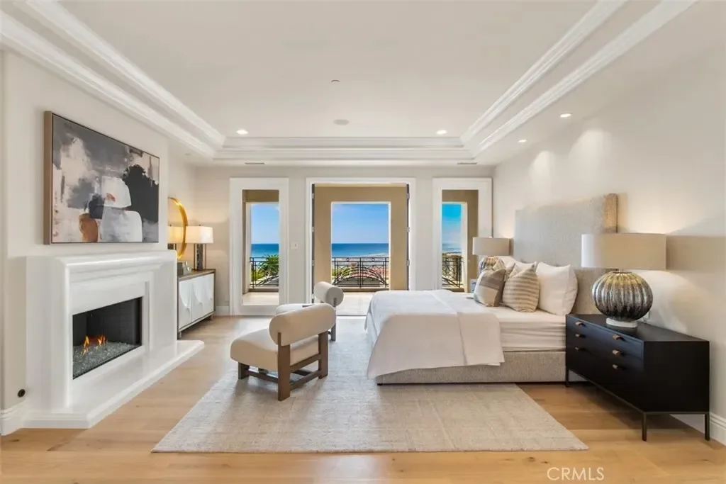 22 Pelican Crest Drive, Newport Beach, California, United States. - Photo 4