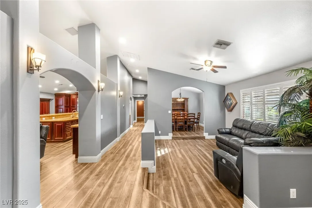 8275 W Craig Road, Las Vegas, Nevada, United States. - Photo 7