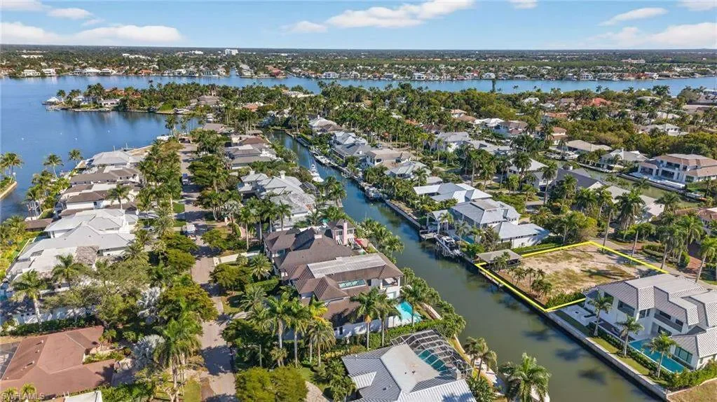 601 17TH AVE, Naples, FL, 34102, USA, Naples, Florida, United States. - Photo 6