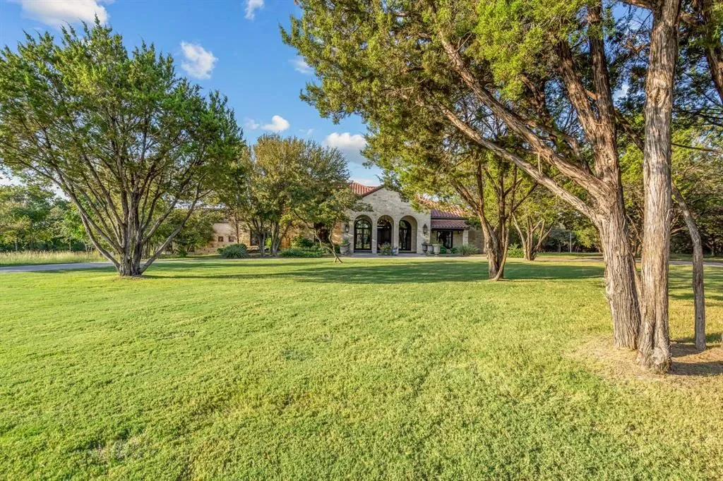 112 Trinity Bluffs Road, Aledo, Texas, United States. - Photo 7