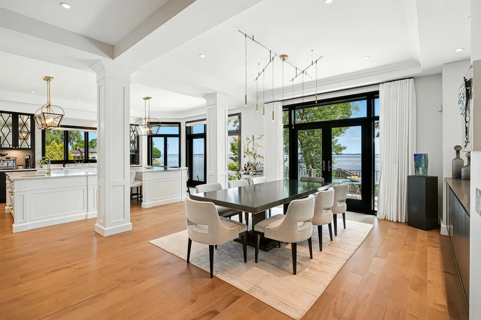 Gallery photo 9