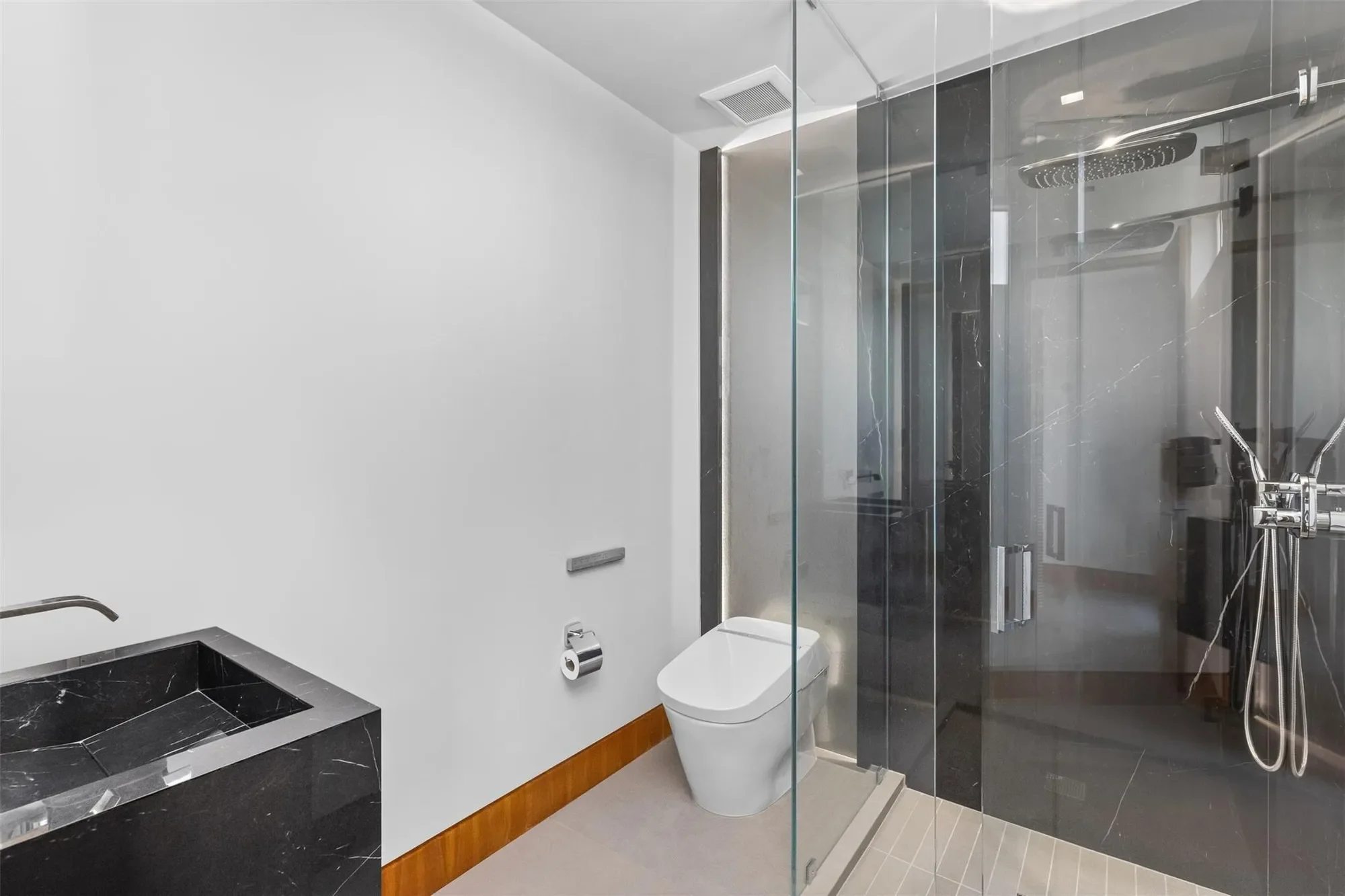 650 Royal Plaza Dr, Fort Lauderdale, FL, Fort Lauderdale, Florida, United States. - Photo 76