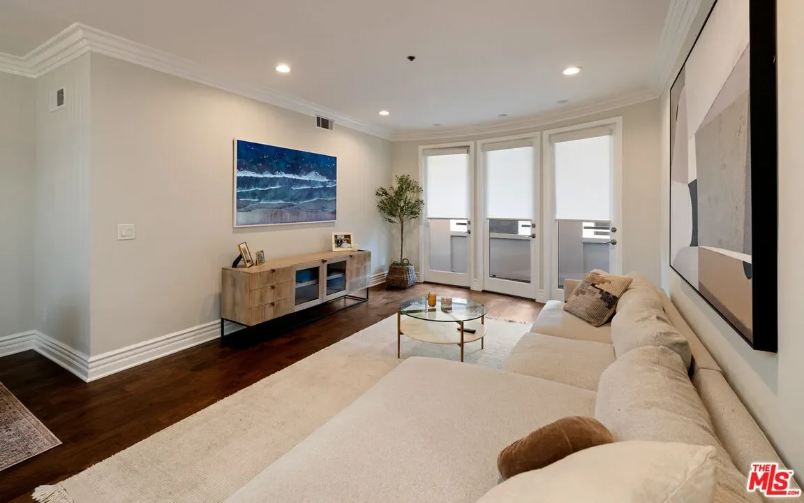 Gallery photo 9
