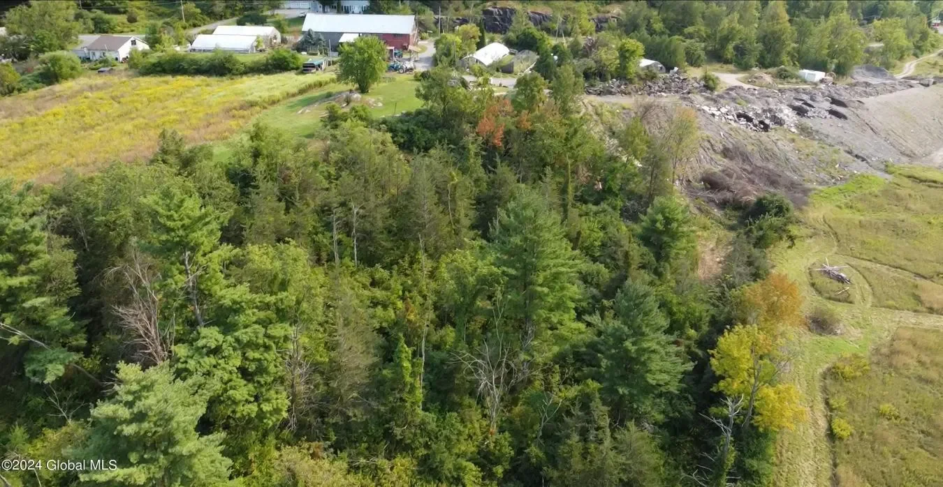 729 State Route 9N, Ticonderoga, New York, United States. - Photo 6