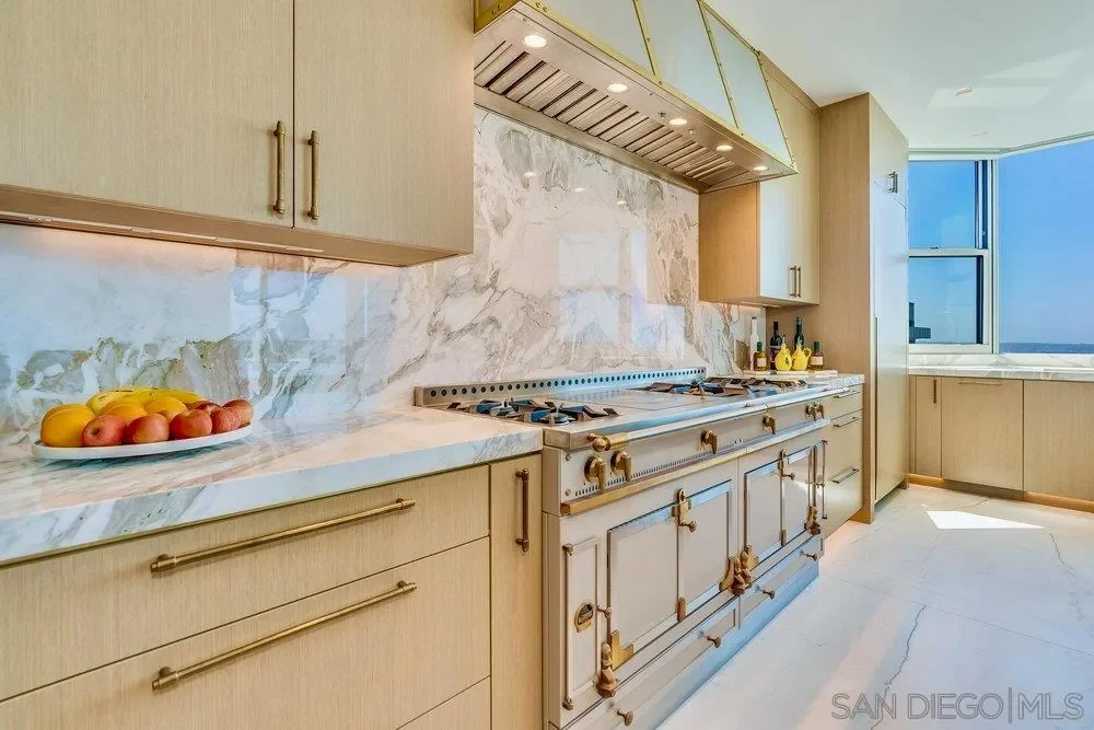 2500 6th Ave, San Diego, California, United States. - Photo 15