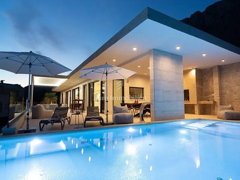 Makarska, Split-Dalmatia County, Croatia. - Photo 4