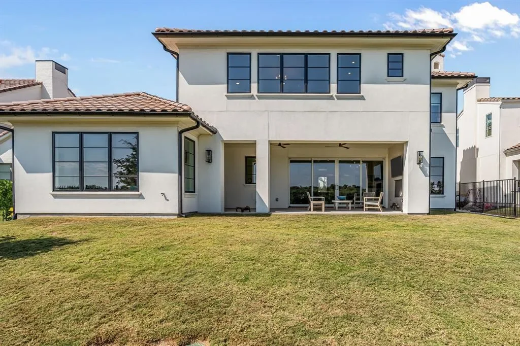 9635 Latour Lane, Fort Worth, Texas, United States. - Photo 30