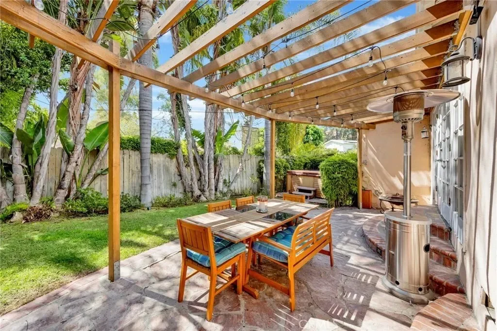 3398 Floyd, Los Angeles, California, United States. - Photo 35