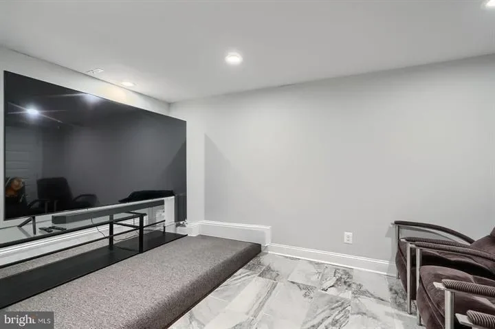 635 E Fort Ave, Baltimore, MD 21230, Baltimore, Maryland, United States. - Photo 41