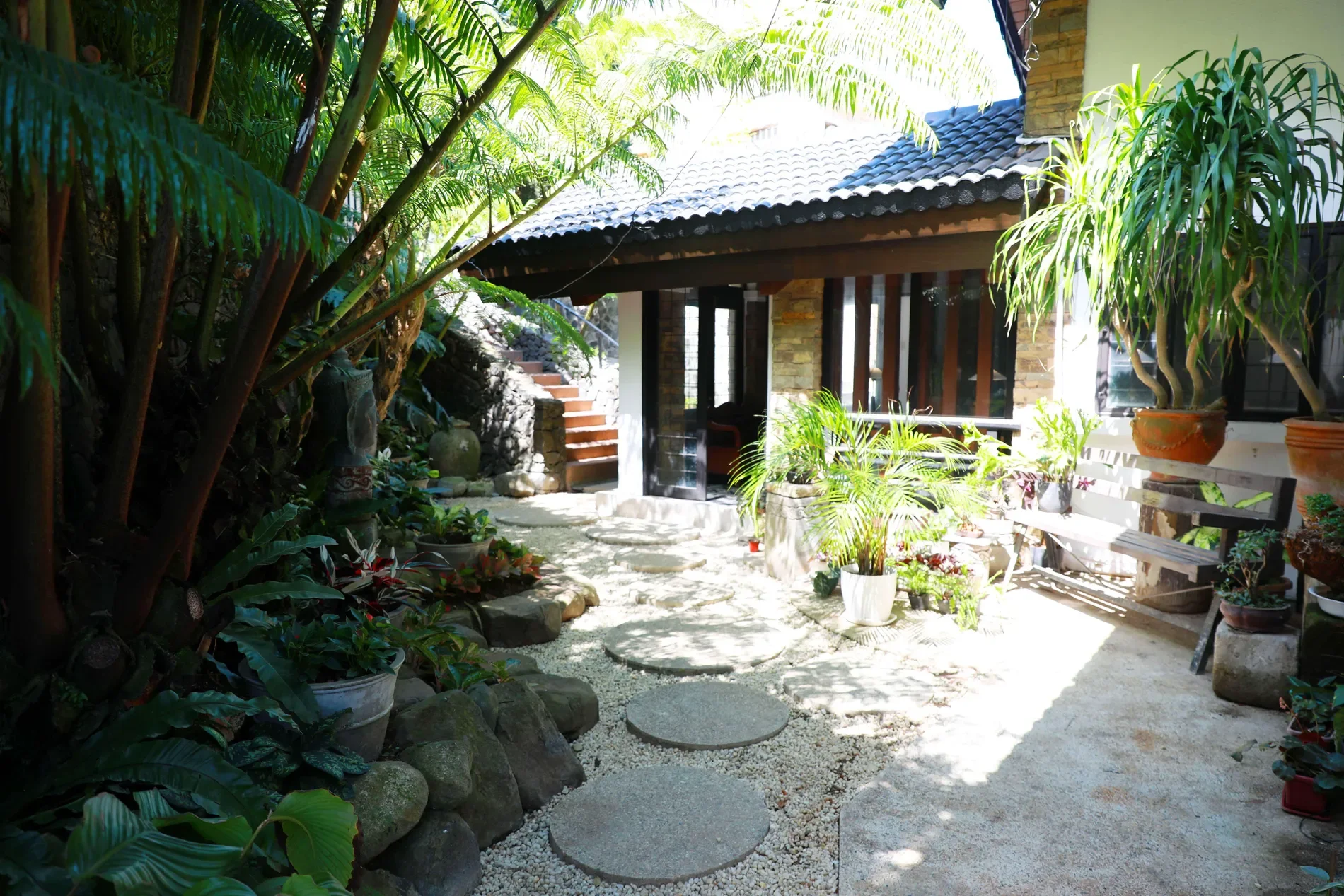 Exterior photo 11