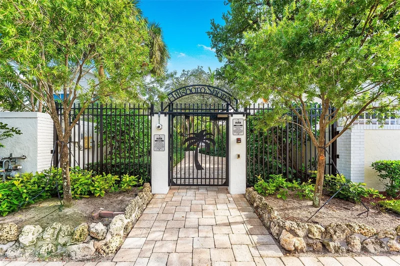 3203 Dover Rd, Hillsboro Beach, Florida, United States. - Photo 34