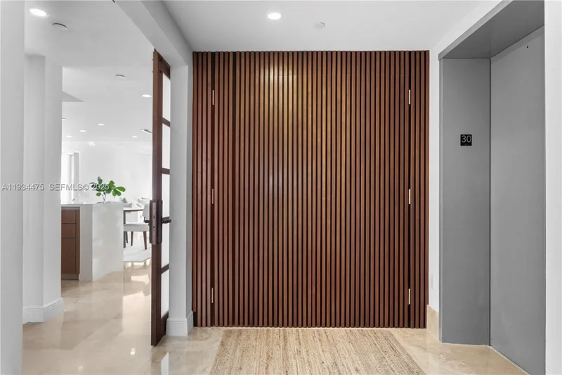 1331 Brickell Bay Dr, Miami, Florida, United States. - Photo 30