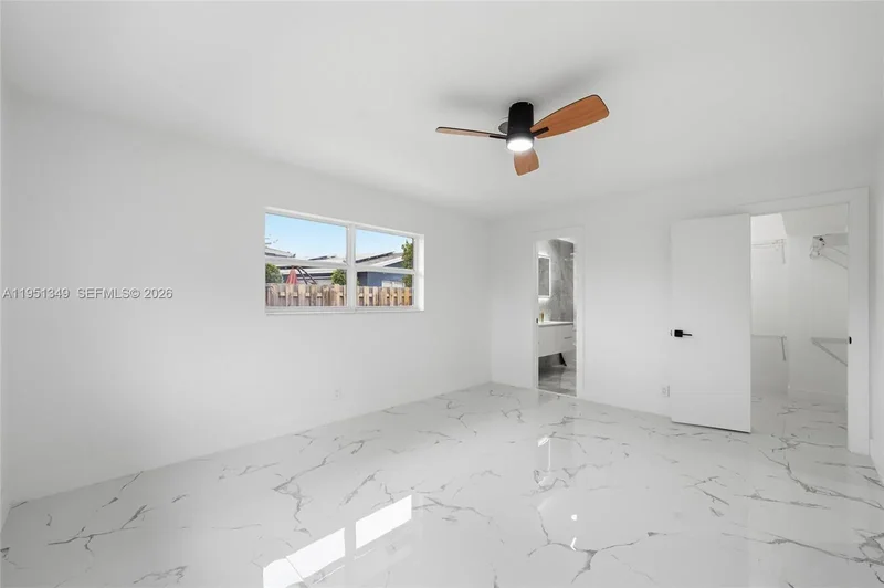 4711 NE 18th Ave, Oakland Park, Florida, United States. - Photo 9
