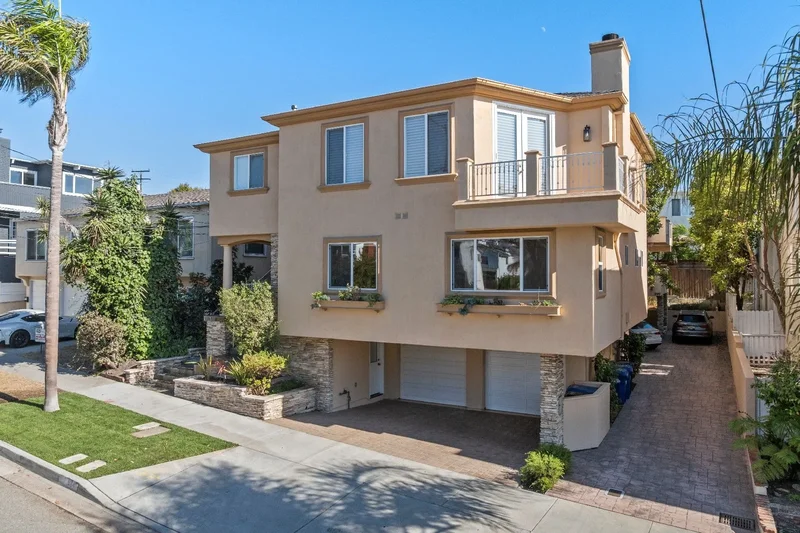 944 5th Street , Hermosa Beach, CA 90254, Hermosa Beach, California, United States. - Photo 22