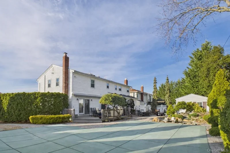 803 Michele Lane, Hempstead, NY 11793, Wantagh, New York, United States. - Photo 36