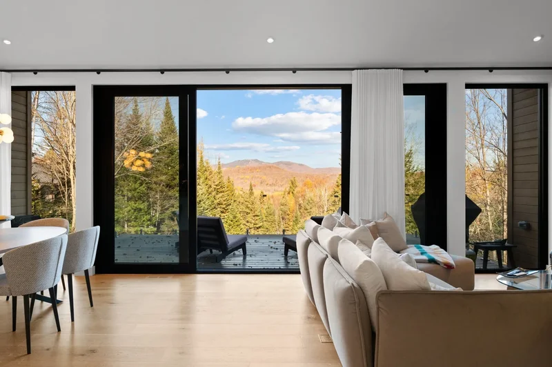 405 Allée de la Sapinière, Mont-Tremblant, Quebec, Canada. - Photo 15