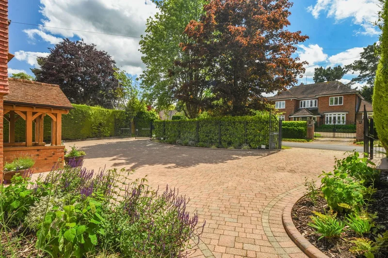 10 Challacombe Close, Brentwood, Brentwood, England, United Kingdom. - Photo 18
