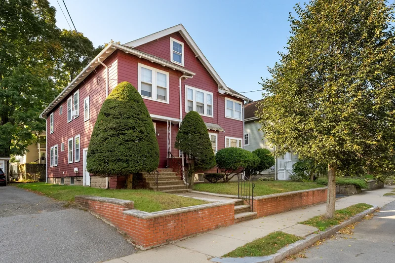 40 Century St , Medford, MA 02155, Medford, Massachusetts, United States. - Photo 27