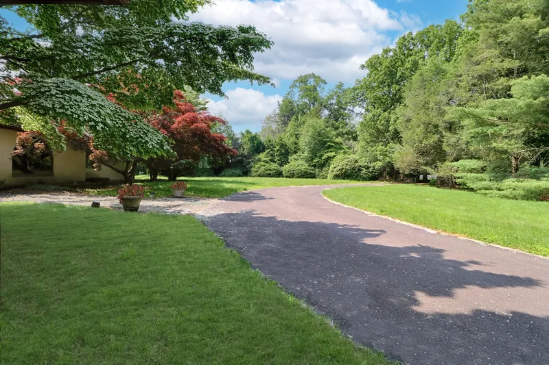 3853 Congress Street, Fairfield, CT 06824, Fairfield, Connecticut, United States. - Photo 7