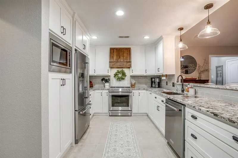 649 Christopher Lane, Burleson, Texas, United States. - Photo 11