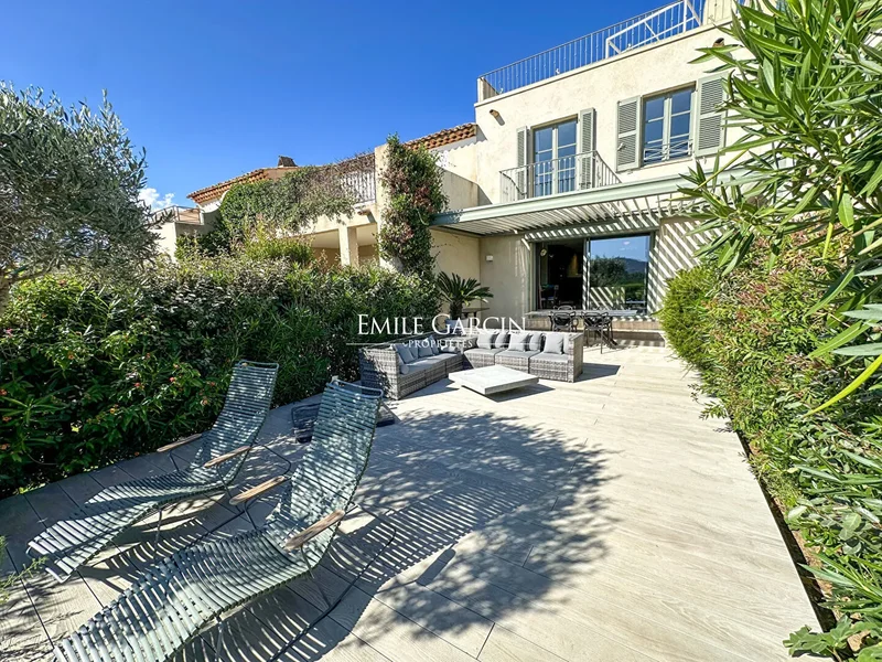 For sale - Golf property - Gassin