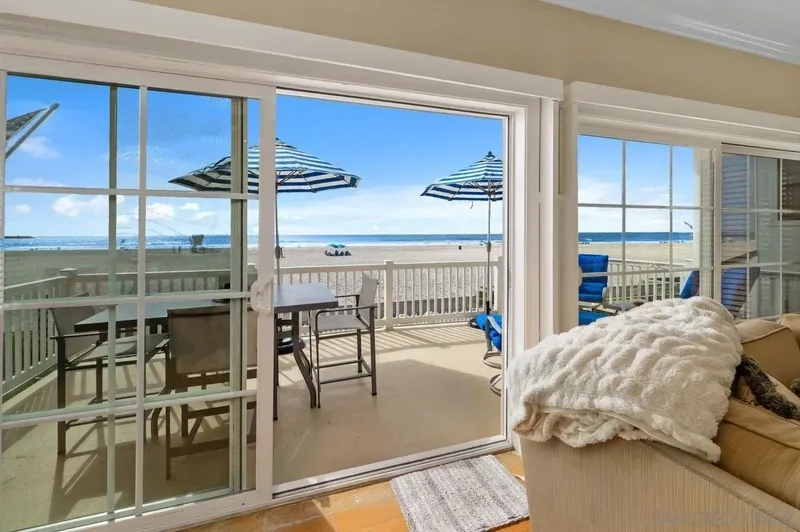 2740 Ocean Front Walk, San Diego, CA 92109, San Diego, California, United States. - Photo 40