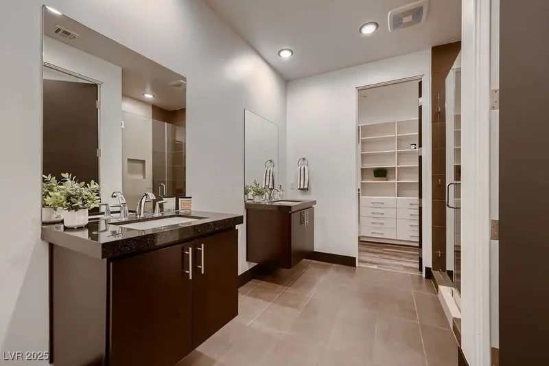917 Vegas View Drive, Henderson, Nevada, United States. - Photo 19