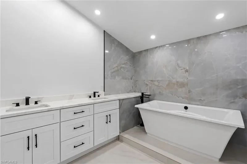 910 3rd ST, Fort Myers Beach, Florida, United States. - Photo 46