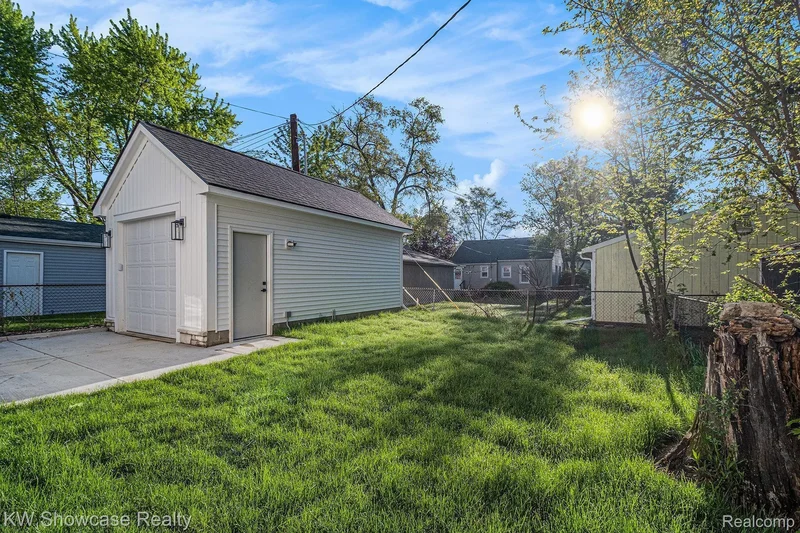 3542 ROYAL Avenue, Berkley, MI 48072, Berkley, Michigan, United States. - Photo 17