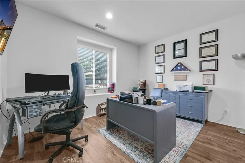 4664 Creek Cir, Jurupa Valley, CA 91752, Jurupa Valley, California, United States. - Photo 8