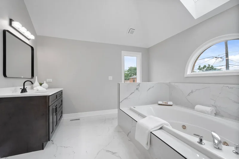 7308 N Karlov Avenue, Lincolnwood, IL 60712, Lincolnwood, Illinois, United States. - Photo 30
